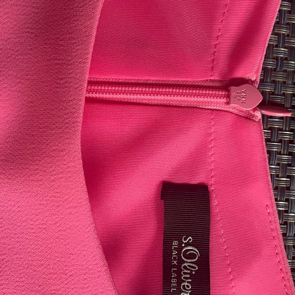 Dress - Picture 2 of 2